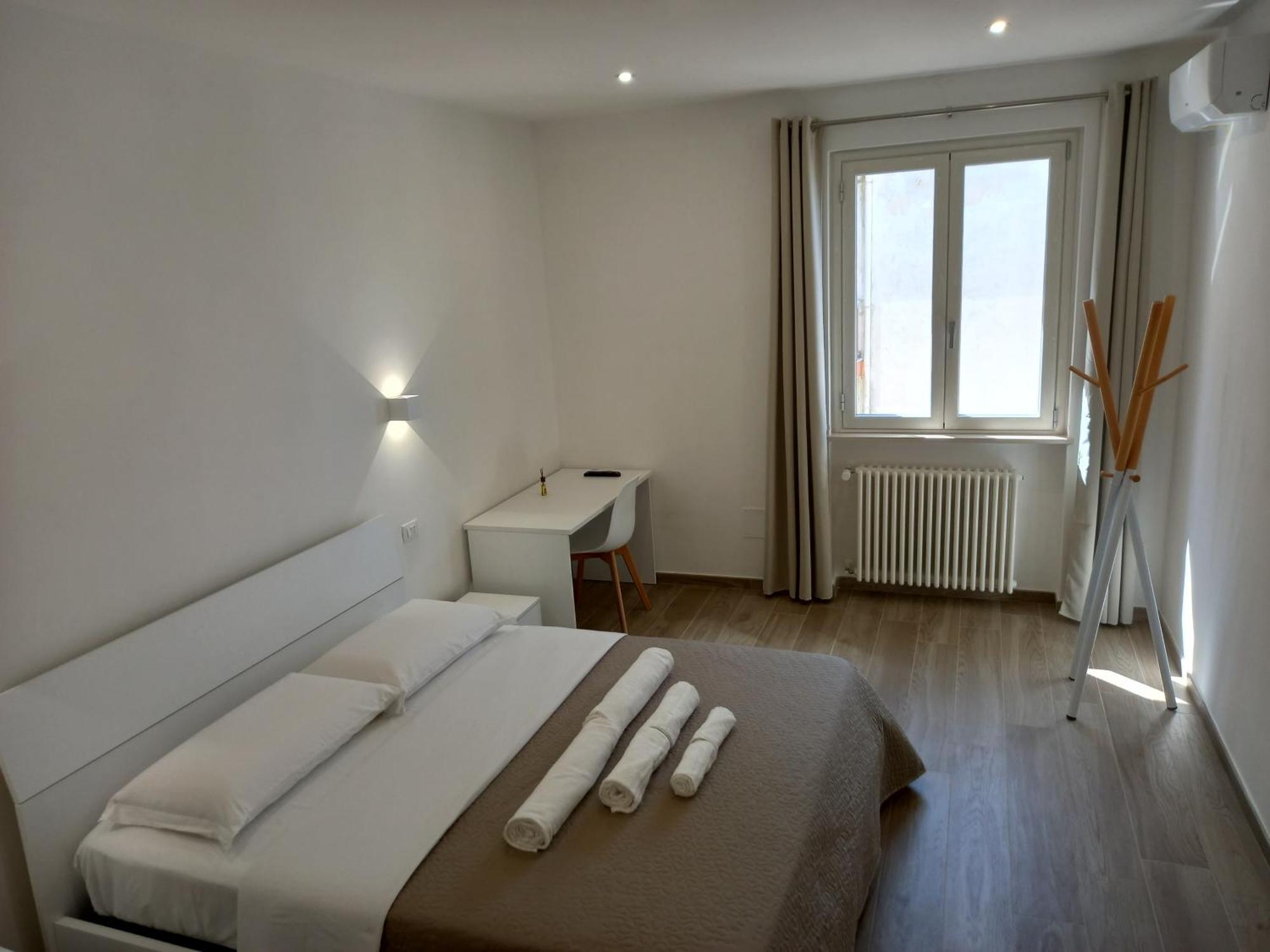 Amare Bed & Breakfast Роді-Гарганіко Номер фото